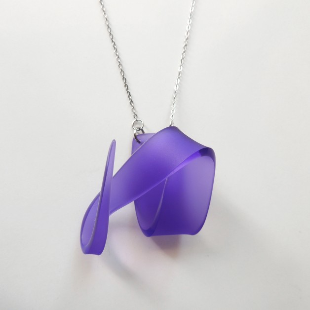 PROUSAL Αποκλειστικά στην...